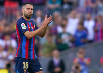 Barca legends Alba, Busquets bid emotional farewell to Camp Nou