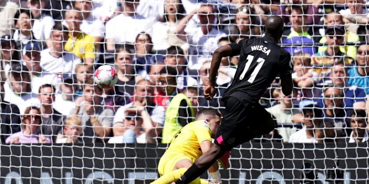 brentford come from behind to beat tottenham hotspur