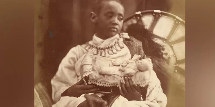buckingham palace rejects calls to return body of ethiopias prince