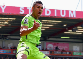 Casemiro wonder strike seals victory for Manchester United against Bournemouth