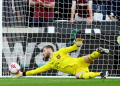 Does David de Gea’s ‘shocking’ mistake raise questions about his Man Utd future?