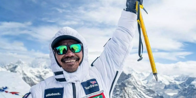 double amputee everest climber pledges to work for benefit of people with disabilities