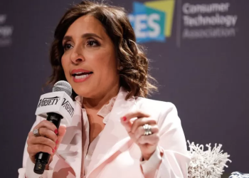 Elon Musk names Linda Yaccarino new Twitter CEO