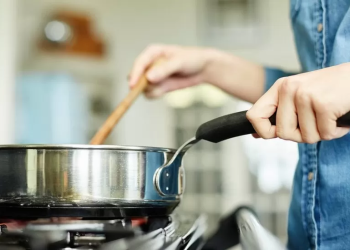 Energy bills in UK set to stay high despite price cap cut