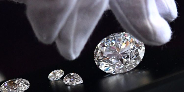 g7 uk to ban russian diamonds in ukraine war sanctions