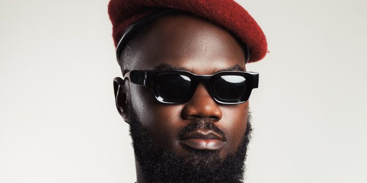 ghanaian dj ad dj lit up afrofuture event in cote divoire