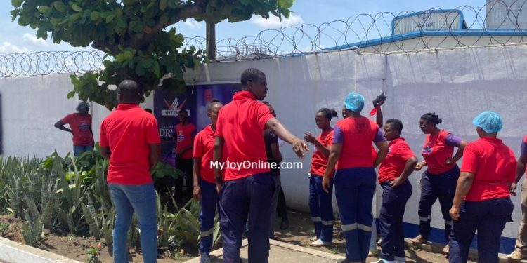 GIHOC staff demonstrate over delay in salaries, demand the removal of MD 1 gihoc staff demonstrate over delay in salaries demand the removal of md
