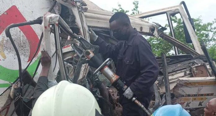 gomoa okyereko accident man narrates how his family of 6 survived horrific crash