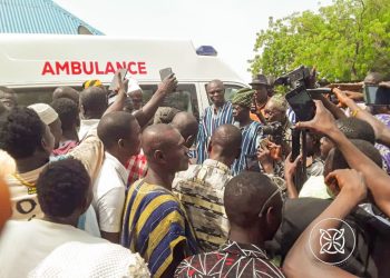 Member of Parliament Mustapha Ussif donates ambulance to Yizesi community