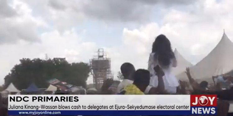 ndc primaries ejura sekyere odumase candidate showers on fellow comrades with cash