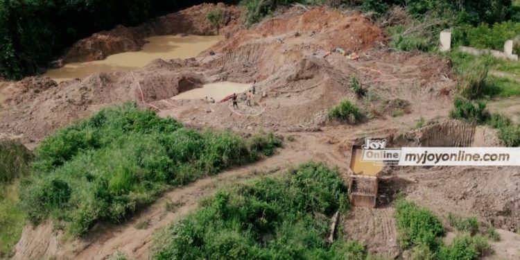 notogalamsey illegal miners invade community with support of local chief