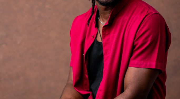 paapa versa drops emotional video for getting started off versa villa album