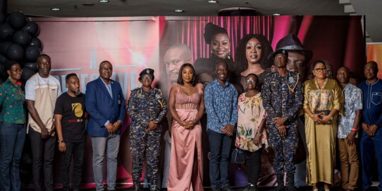 patrons wowed over a detective calls stage play