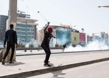 Police officer killed in Senegal clashes ahead of Sonko’s trial