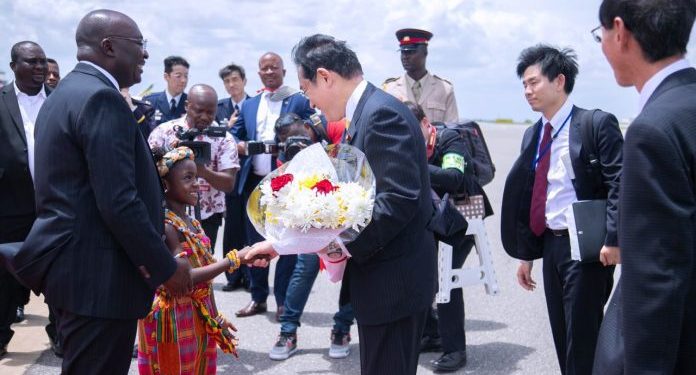 prime minister of japan arrives in ghana for two day state visit