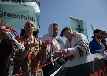 Religious leaders protest in France over oil pipeline in Uganda, Tanzania