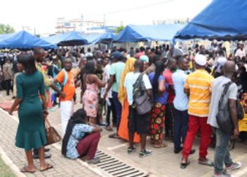 SIM card deactivation: Crowds besiege NIA centres for Ghana Card