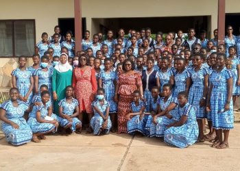 Students of Notre Dame Girls SHS receive training in Artificial Intelligence  