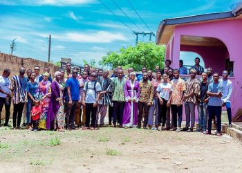 Teenage mothers need to be re-enrolled in school