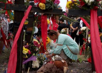 Texas mall shooting: Officials probe gunman’s possible far-right links