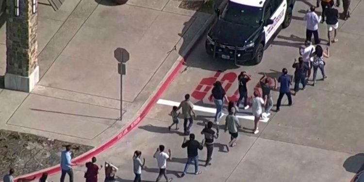 texas shooting eight killed by gunman in allen mall