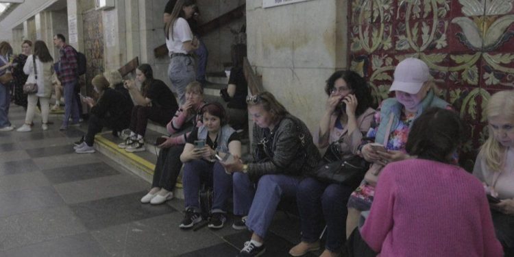 ukraine war fresh attacks on kyiv after intense drone barrage