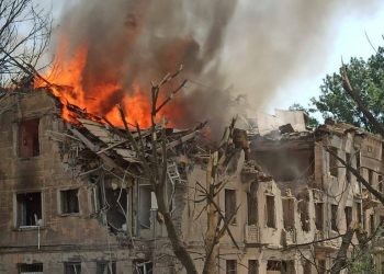 Ukraine war: Russia destroys hospital in latest missile attack