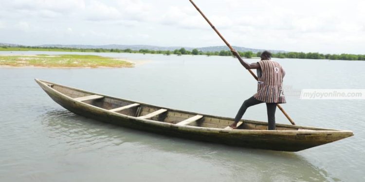 weija residents blames boat disasters on steel bridges delays