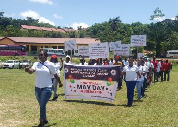 Western Region awards 19 workers to mark International Worker’s Day