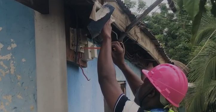 whistleblowers to get 6 of consumers debt ecg urges citizens to report illegal connection
