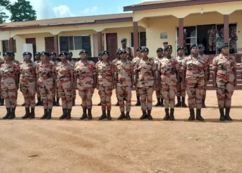 Atwima Techiman chief donates fire engine to the GNFS at Kwawoma