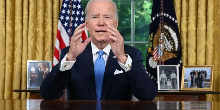 Biden says debt ceiling deal averted ‘economic collapse’ 1 biden says debt ceiling deal averted economic collapse