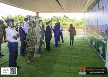 Defence Minister cuts sod for construction of 9 military projects