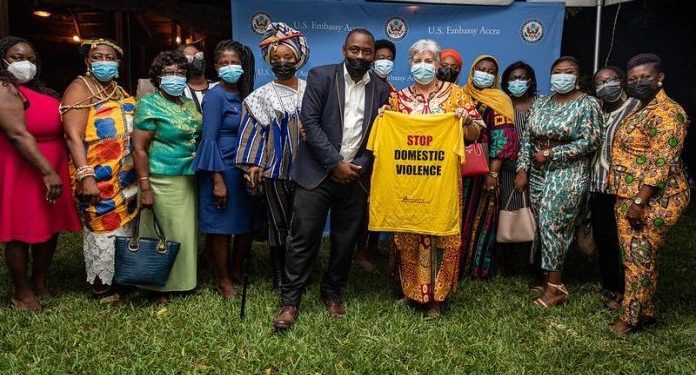 Diplomats Join Campaign Against Domestic Violence 1 diplomats join campaign against domestic violence