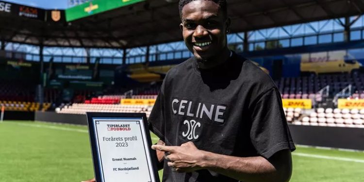 ernest nuamah voted best player of the spring in danish league