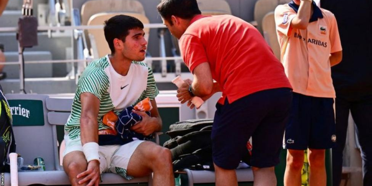 french open 2023 novak djokovic through to final after carlos alcaraz injury