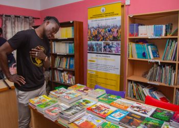 HN Sarpei Foundation & Willbald-Gymnasium Eichstätt support 3 schools with library supplies