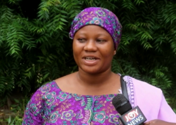 Midwife delivers baby in speeding commercial vehicle