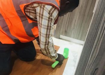 Modern Floors certifies Vinyl Tile installers