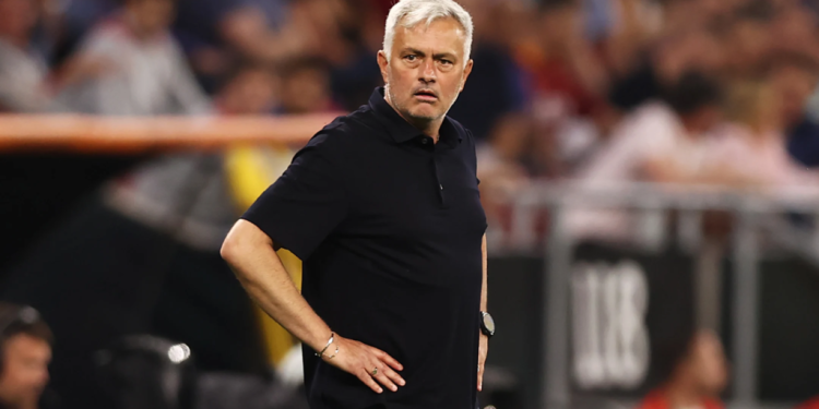 mourinho throws trademark meltdown after europa league final defeat