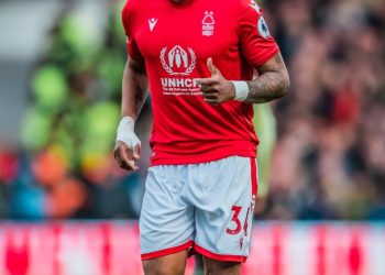 Nottingham Forest release Andre Ayew