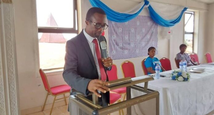 teachers urged not to compromise on self development