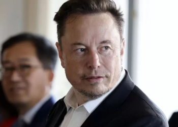 Twitter boss Elon Musk reclaims title of world’s richest person