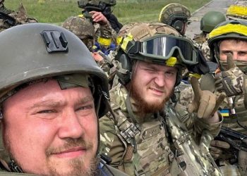 Ukraine war: Anti-Kremlin fighters say Russian soldiers ‘captured’