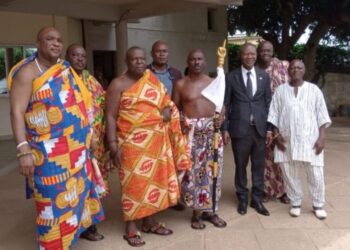 Aflao Traditional Council pays courtesy call on Ghana’s Ambassador to Togo