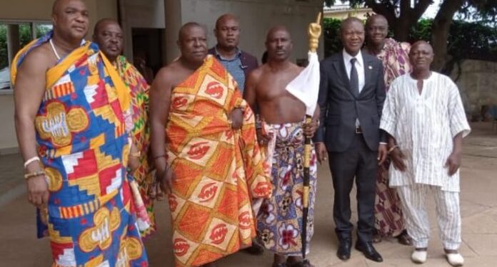 aflao traditional council pays courtesy call on ghanas ambassador to togo