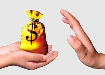 Government must crack the whip on corrupt officials – Bill Ocloo