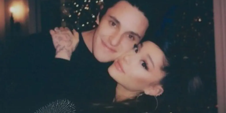 ariana grande files for divorce from dalton gomez after two years of marriage