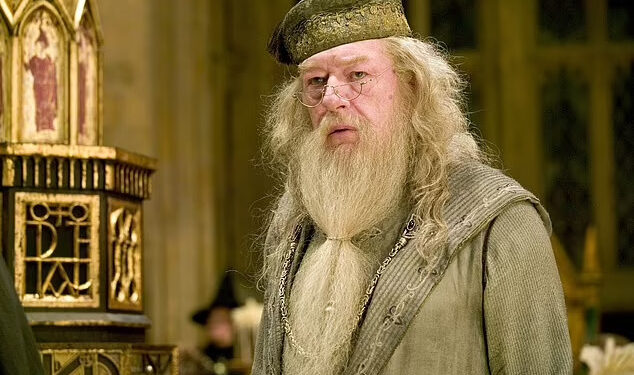harry potter actor sir michael gambon dies aged 82