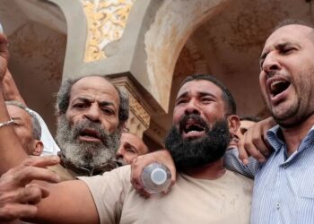 Libya flood: Derna mayor’s house burnt down in protests